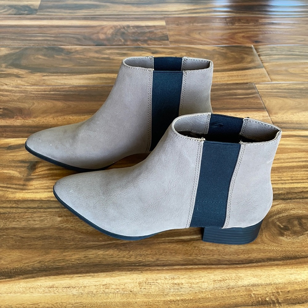 HM | Chelsea ankle booties